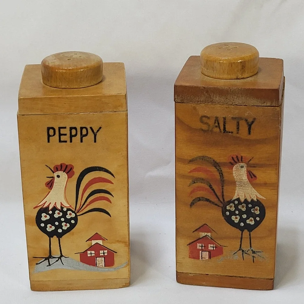 Vintage Japan Salty Peppy Wood Rooster Salt Pepper Shakers MCM Kitsch 5.5in